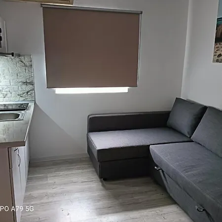 Briza Эфорие-Суд